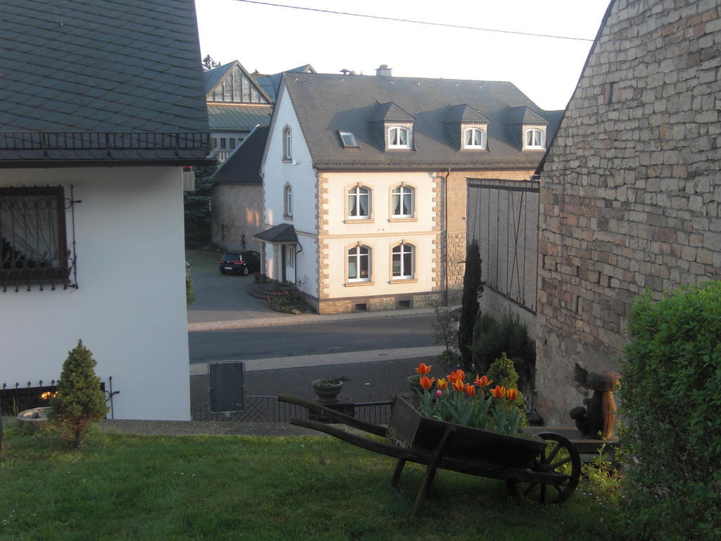 Hotel Restaurant Eifelstube Weibern Extérieur photo